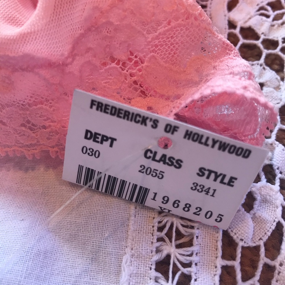 Bed Jacket - image 2